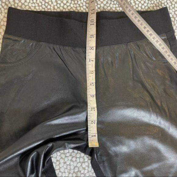 Black Faux Leather Stretchy Pants/ Jeggings Size S/M - Picture 7 of 9